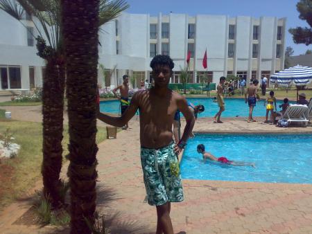 me en mOoDe pIcInE